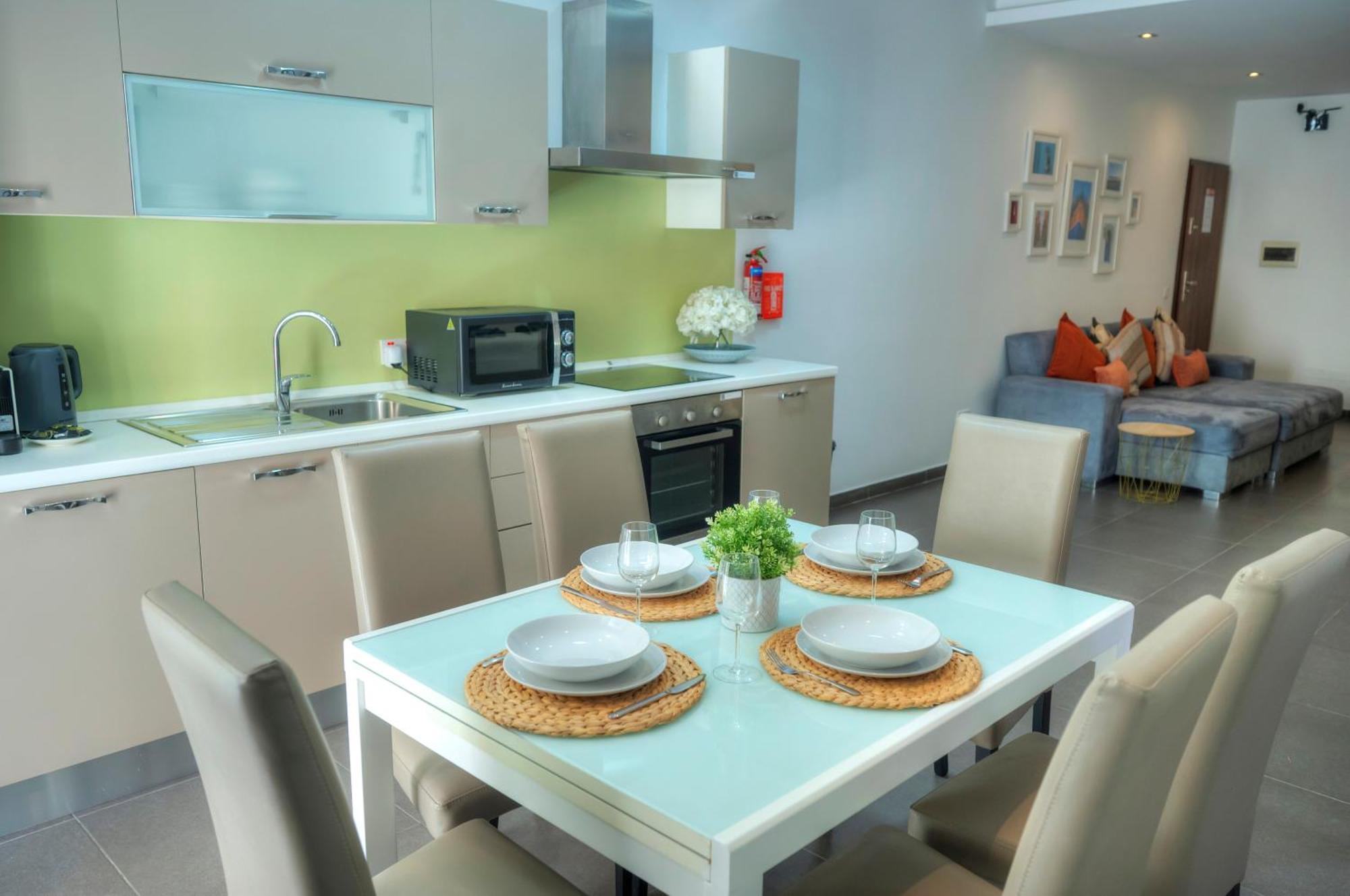 Bright & Large 2Bedrooms In Sliema Center Mpor1-1 Экстерьер фото