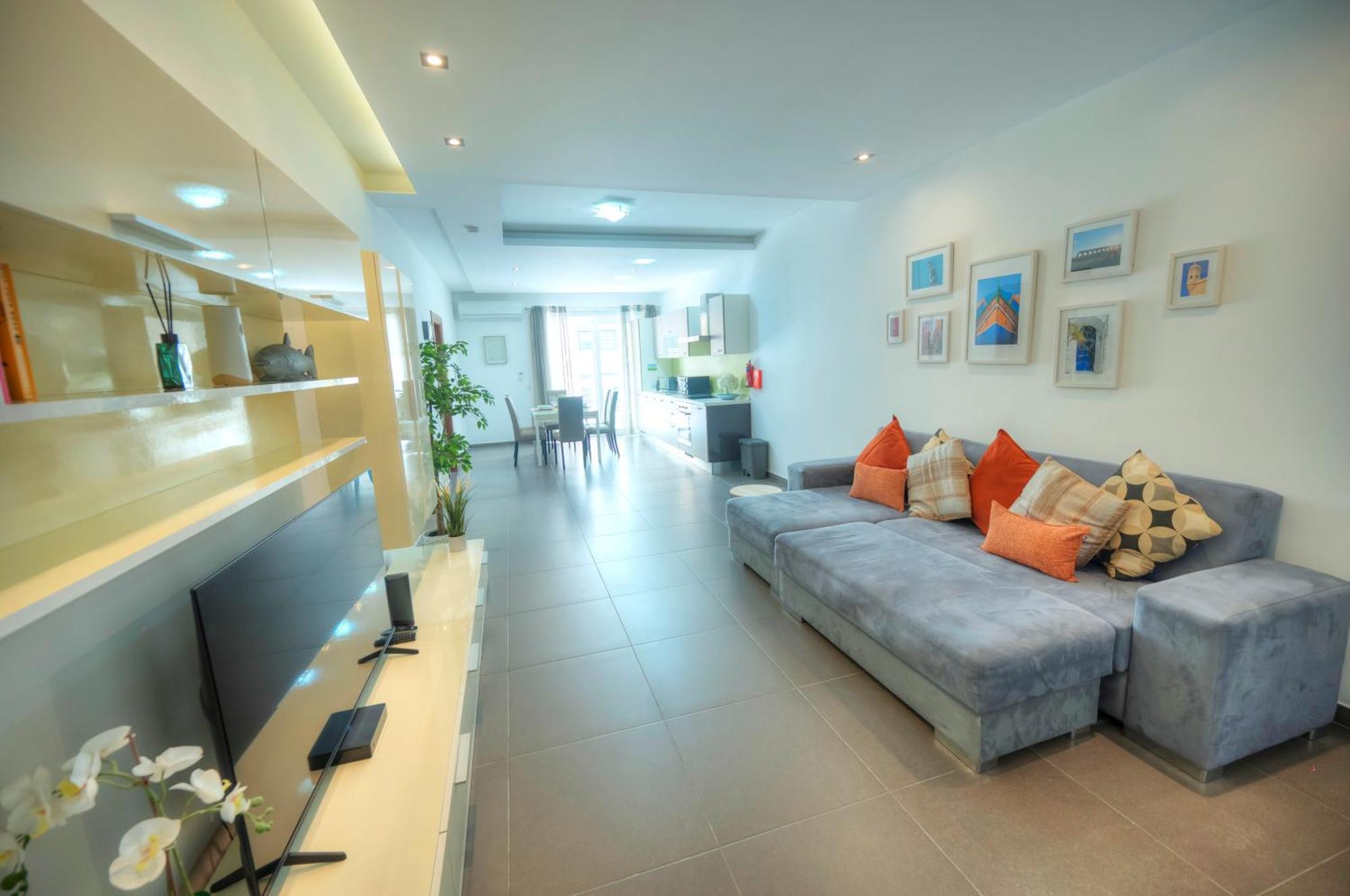 Bright & Large 2Bedrooms In Sliema Center Mpor1-1 Экстерьер фото