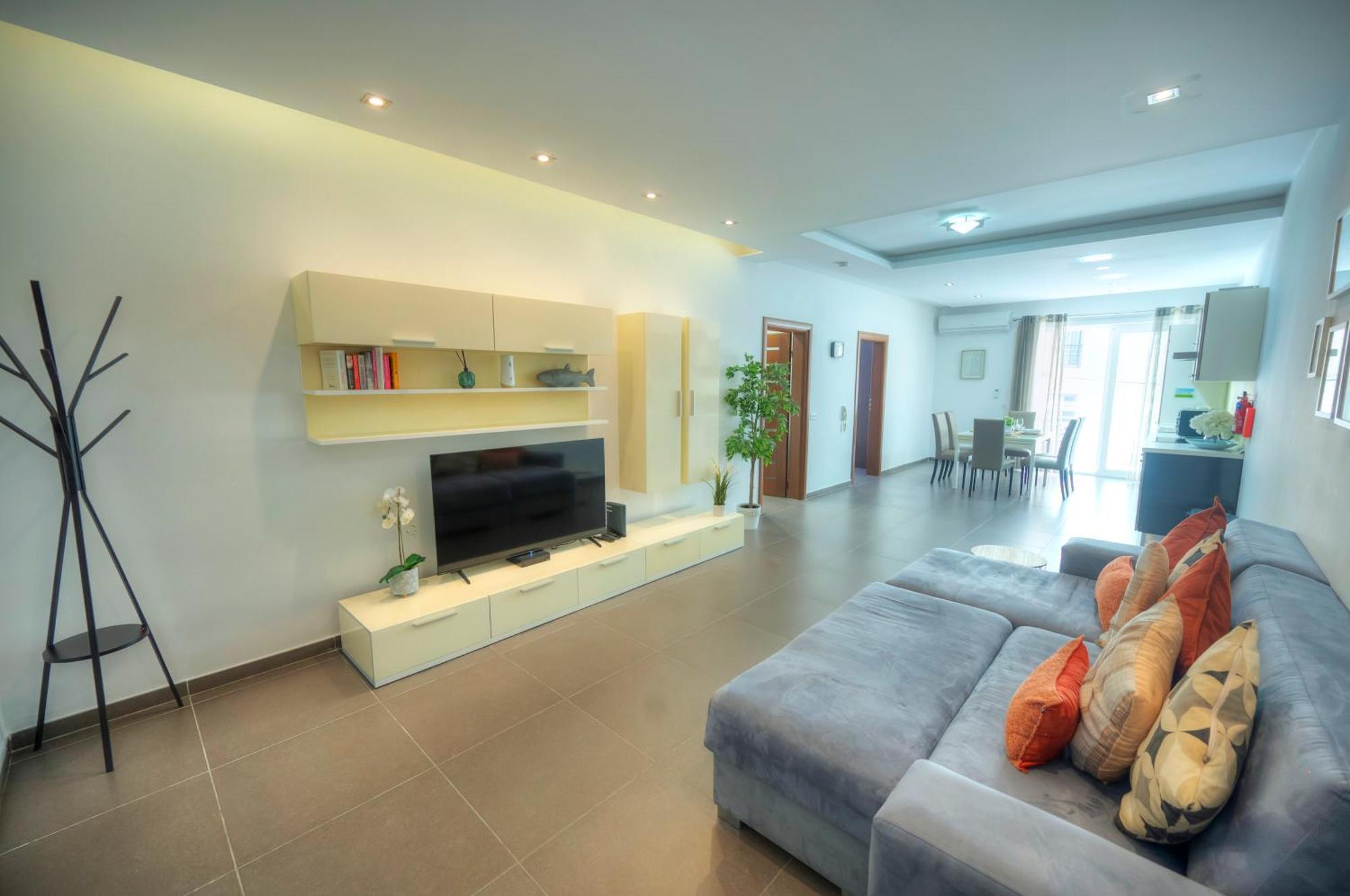 Bright & Large 2Bedrooms In Sliema Center Mpor1-1 Экстерьер фото