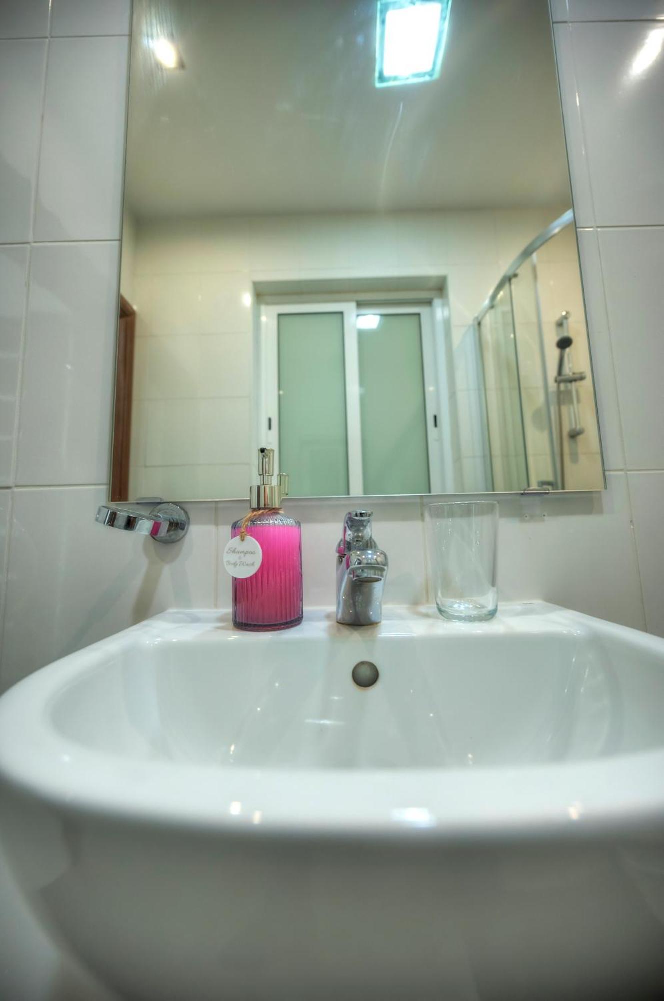 Bright & Large 2Bedrooms In Sliema Center Mpor1-1 Экстерьер фото
